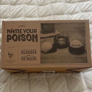 Two's Company 'Name Your Poison' Glasses Set - Brown